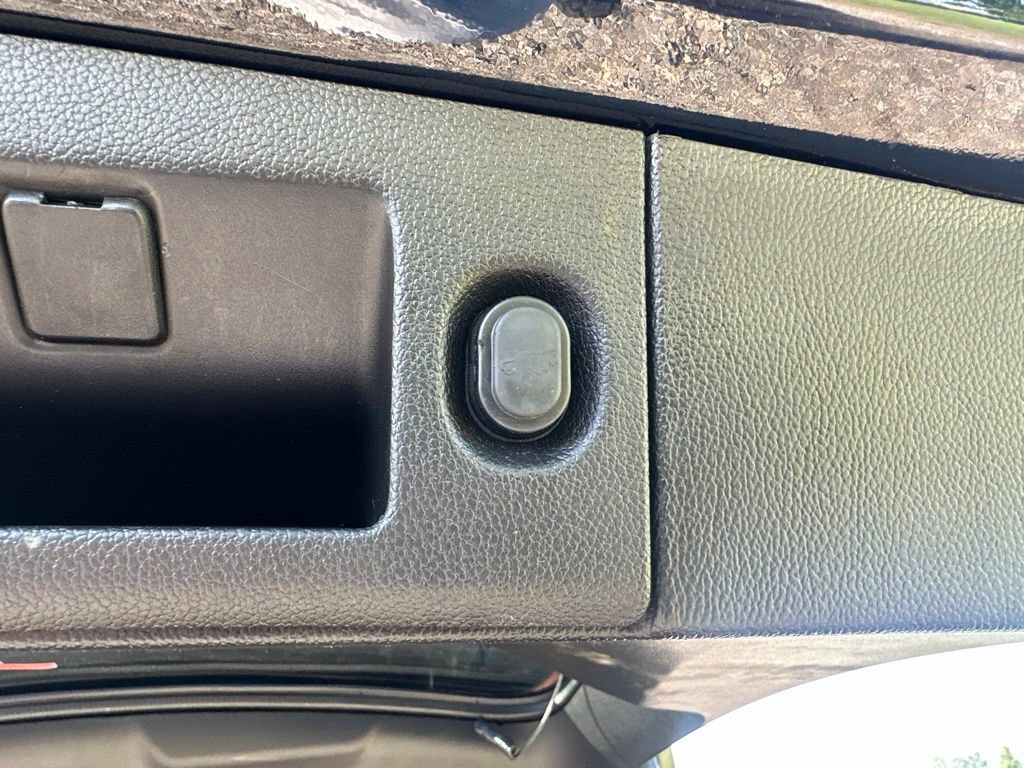 Used 2019 Chevrolet Tahoe LT AWD/4WD image 11