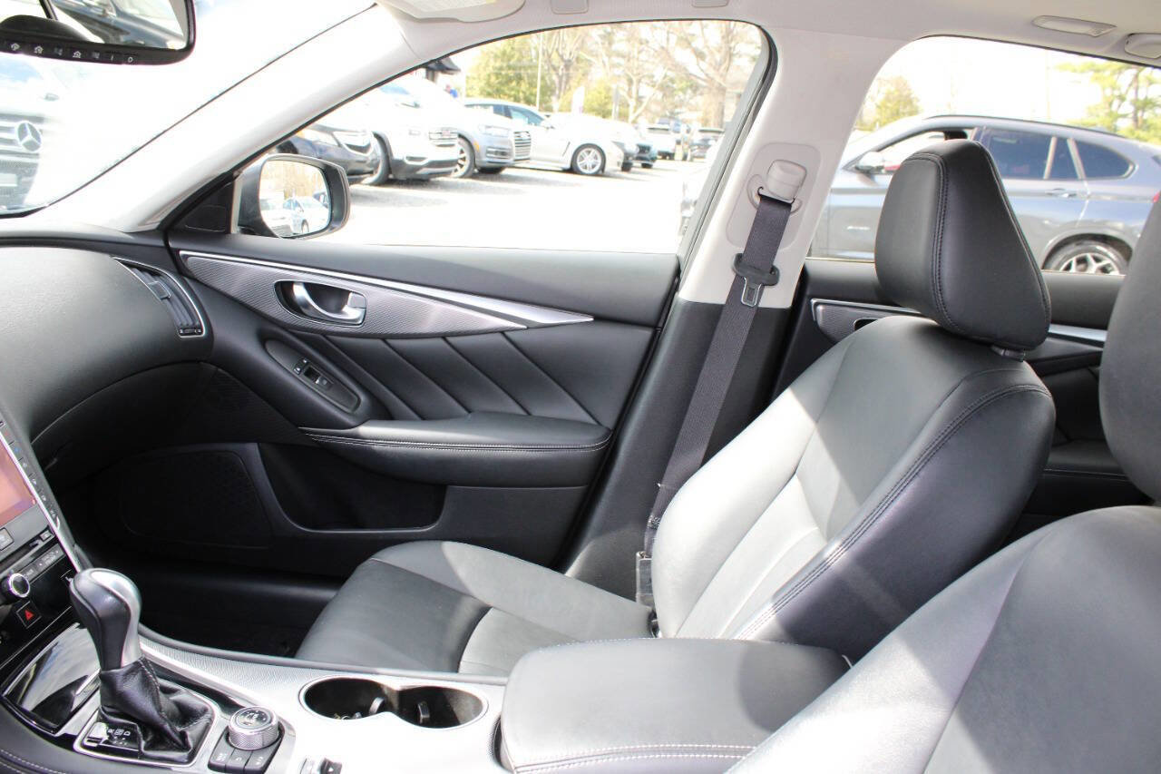 Used 2015 INFINITI Q50 Premium w/ Navigation Package AWD/4WD image 14