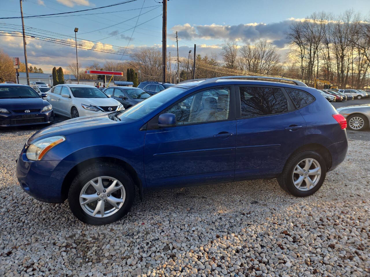 Used 2009 Nissan Rogue SL w/ Premium Pkg image 6