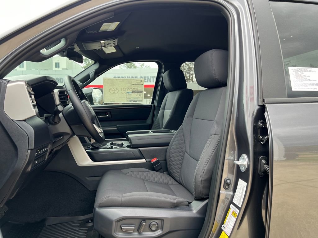 New 2026 Toyota Tundra SR5 w/ SR5 Convenience Package image 10