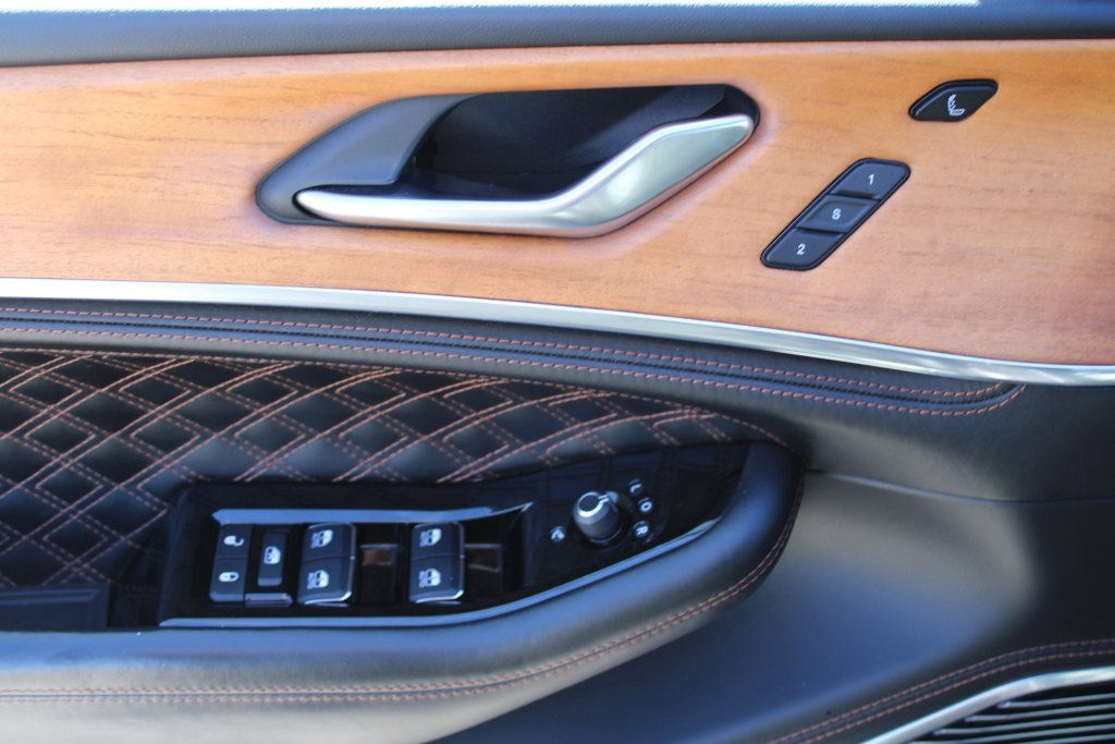 Used 2021 Jeep Grand Cherokee L Summit image 10