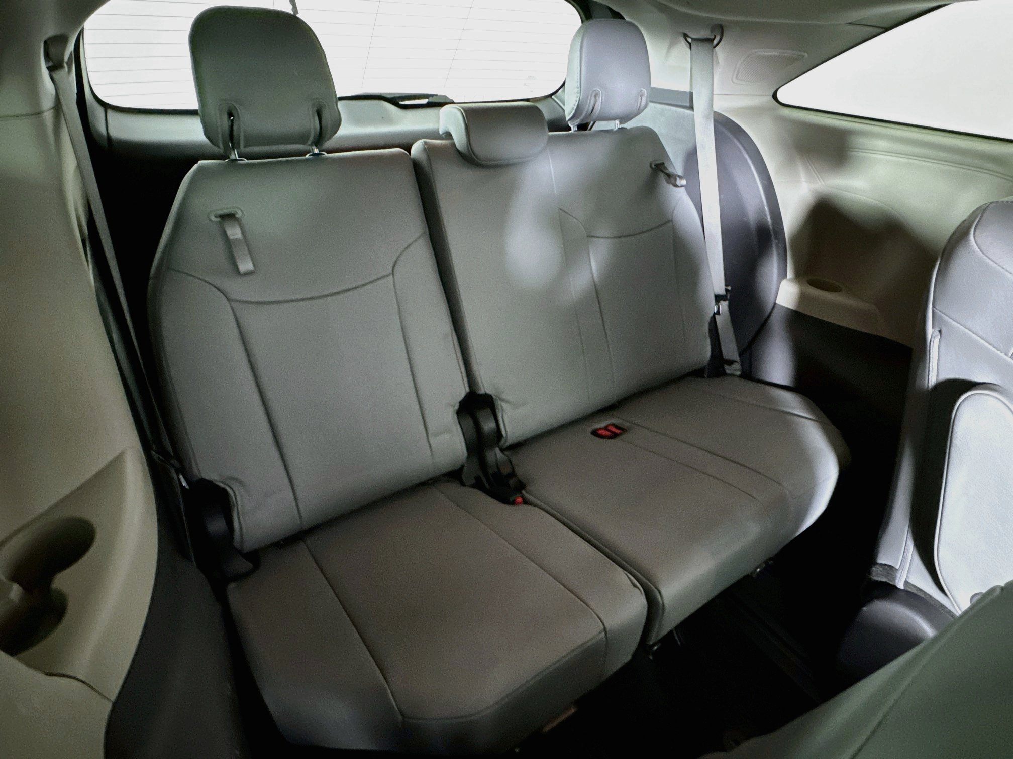 Used 2024 Toyota Sienna XLE w/ XLE Plus Package AWD/4WD image 28
