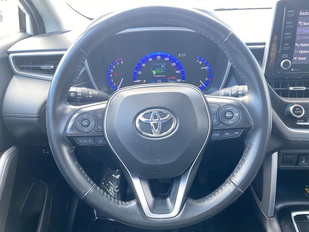 Used 2022 Toyota Corolla Cross XLE AWD/4WD image 11