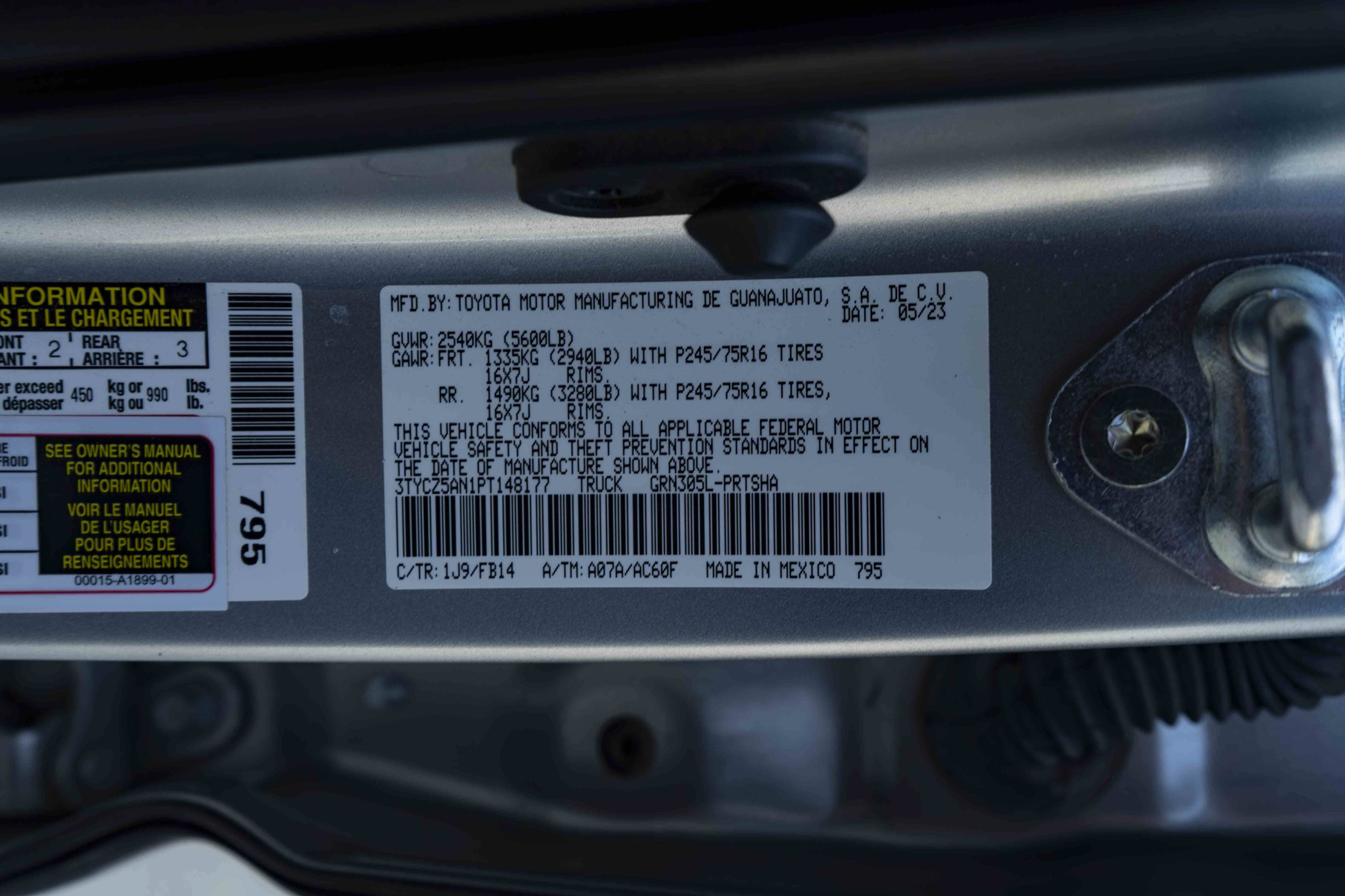 Used 2023 Toyota Tacoma SR AWD/4WD image 38