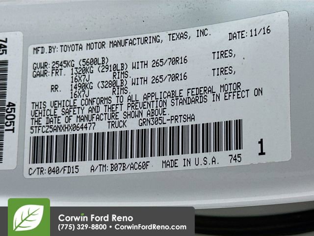 Used 2017 Toyota Tacoma TRD Off-Road image 31