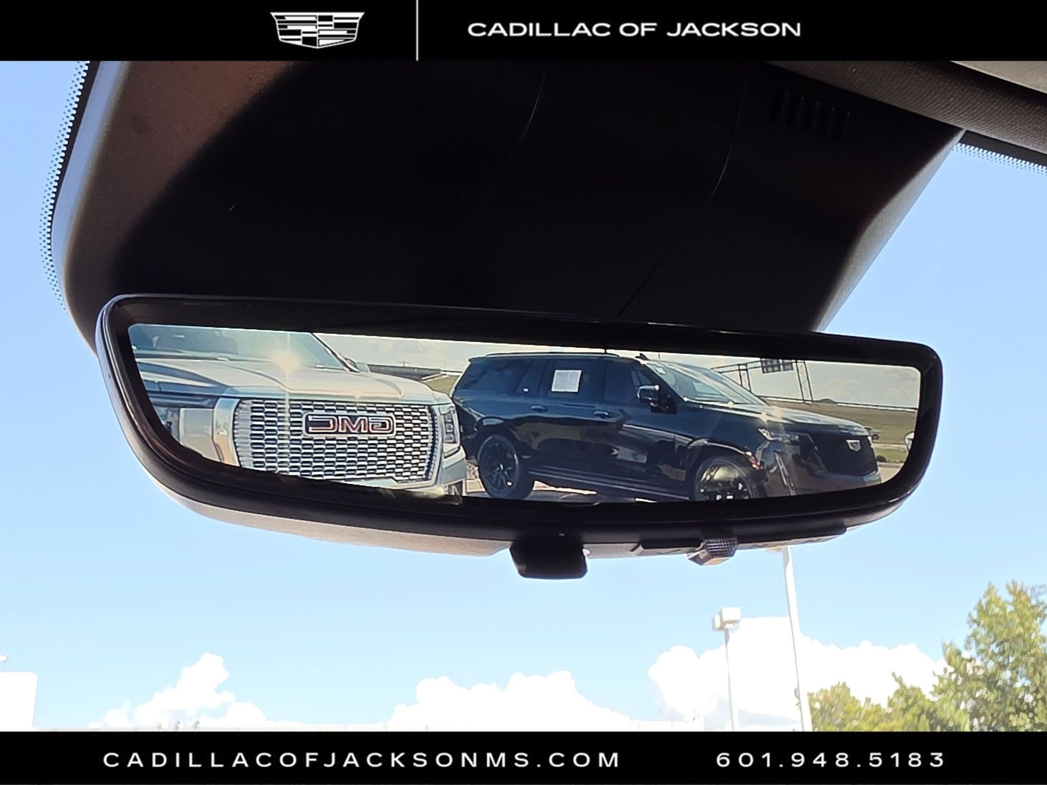 Used 2022 Cadillac Escalade Sport w/ Touring Package AWD/4WD image 12