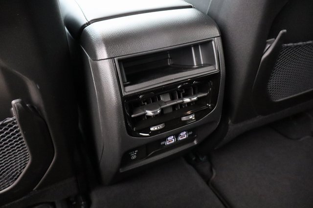 New 2025 Jeep Grand Cherokee Altitude image 36