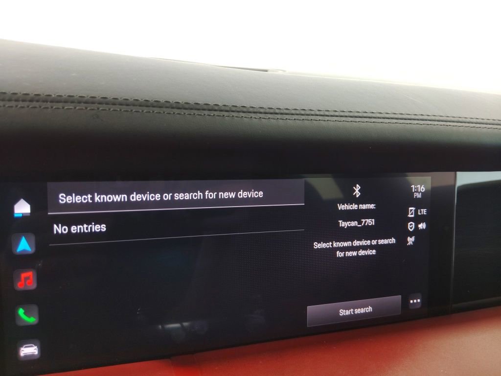 Used 2022 Porsche Taycan 4 Cross Turismo image 25