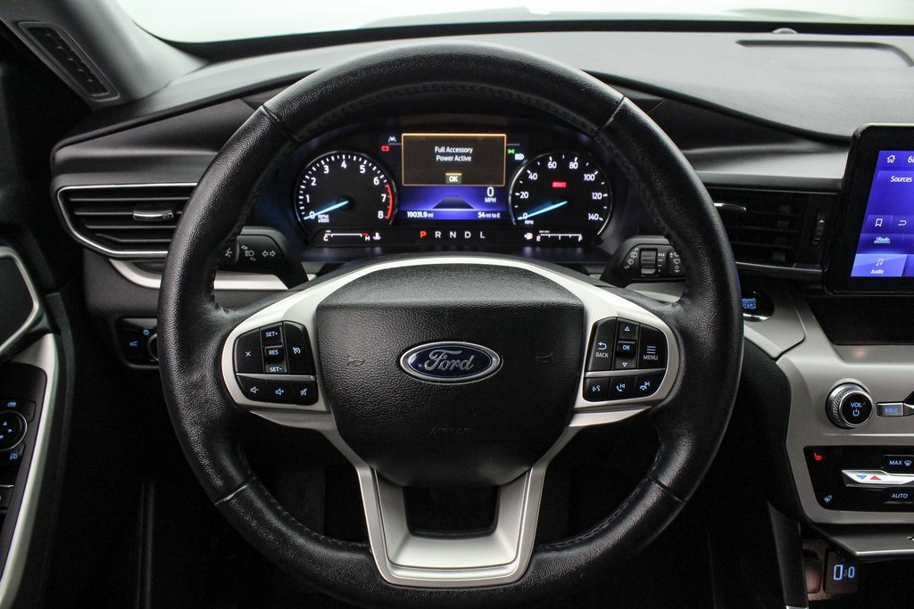 Certified 2023 Ford Explorer XLT w/ Equipment Group 202A image 13