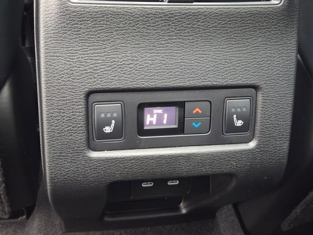 New 2026 Mitsubishi Outlander SEL AWD/4WD image 15