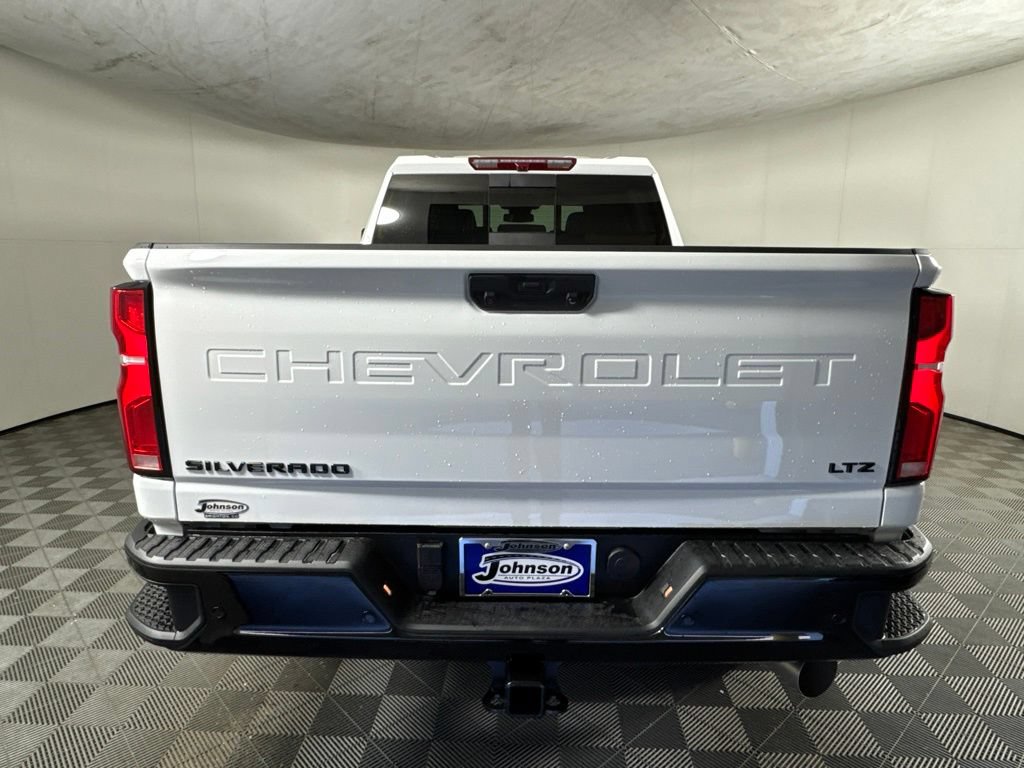 New 2026 Chevrolet Silverado 3500 LTZ w/ LTZ Plus Package AWD/4WD image 6