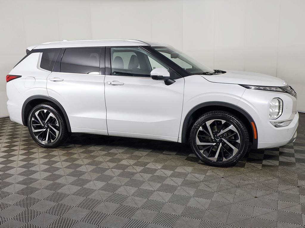 Used 2022 Mitsubishi Outlander SEL AWD/4WD image 21