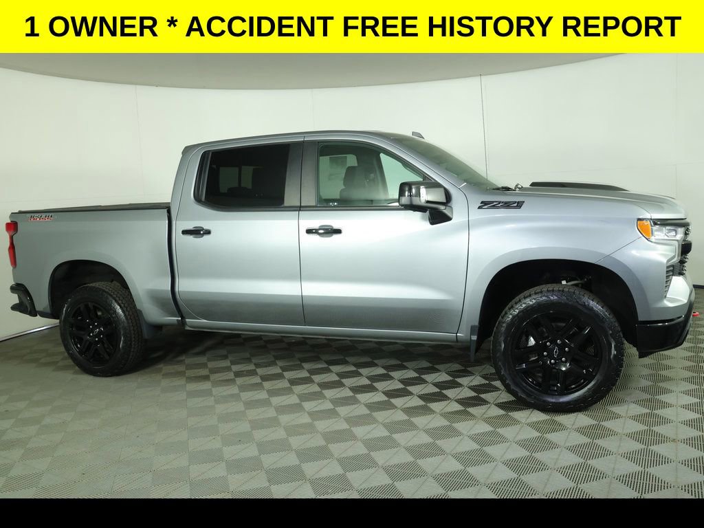 Used 2023 Chevrolet Silverado 1500 LT Trail Boss w/ Convenience Package II AWD/4WD image 2