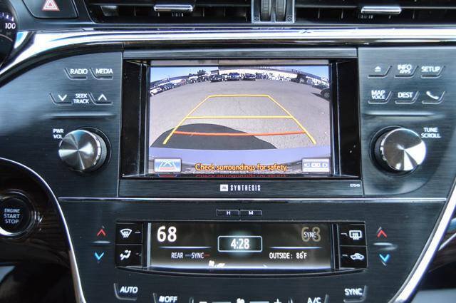 Used 2014 Toyota Avalon Limited FWD image 23