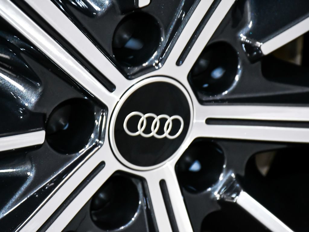 Used 2026 Audi Q7 2.0T Premium Plus w/ Premium Plus Package AWD/4WD image 92