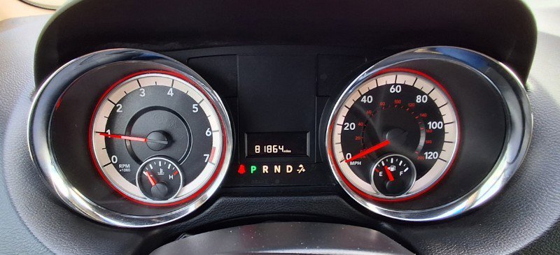 Used 2016 Dodge Grand Caravan SXT w/ UConnect Hands-Free Group image 12