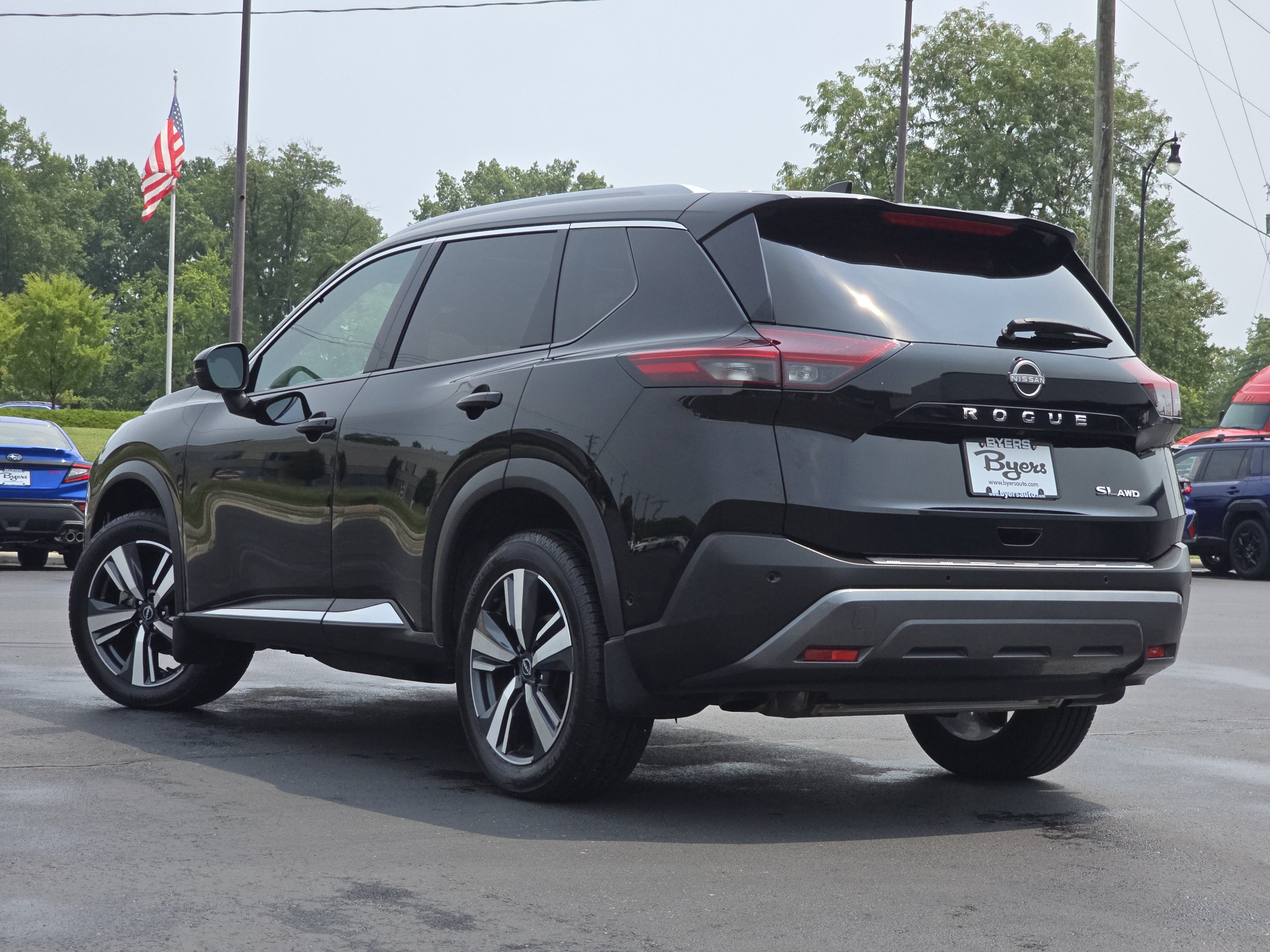 Used 2023 Nissan Rogue SL w/ SL Premium Package AWD/4WD image 5