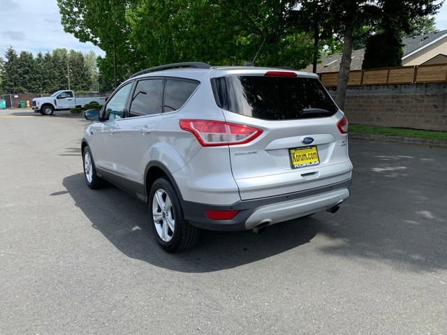 Used 2014 Ford Escape SE w/ Equipment Group 201A AWD/4WD image 3