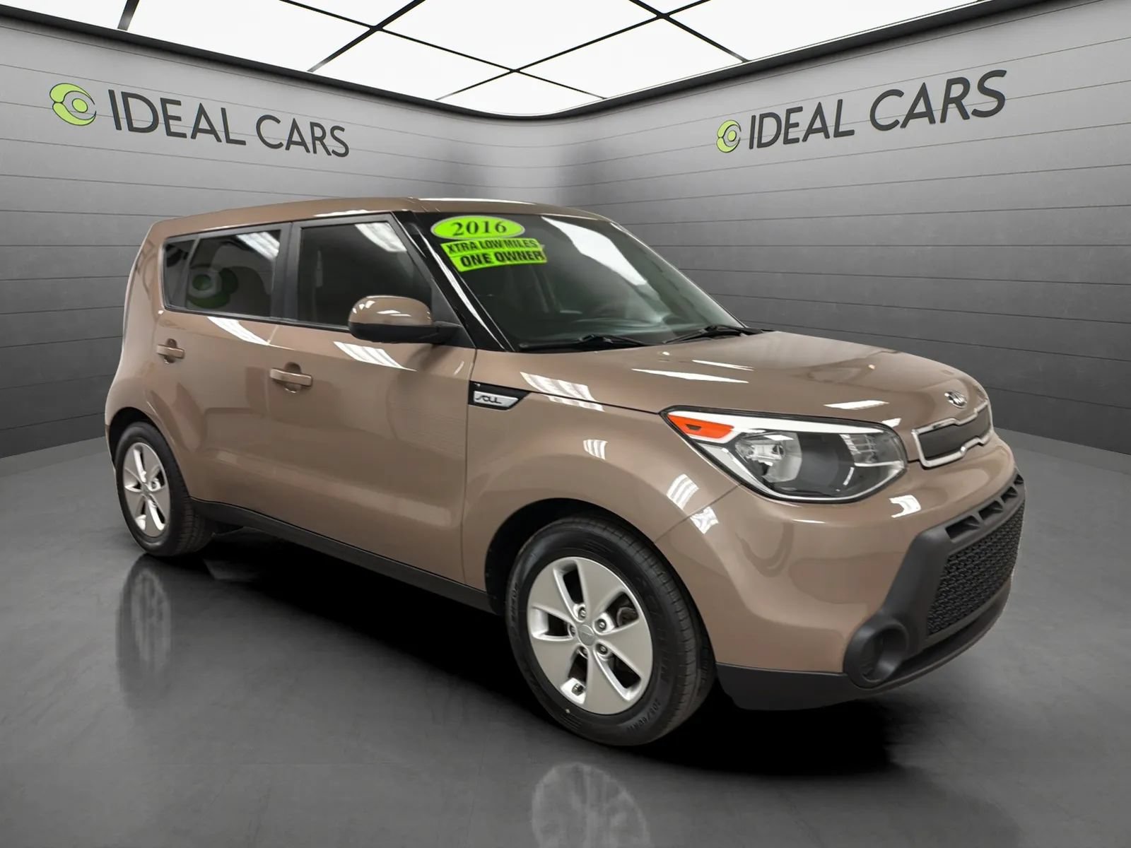 Used 2016 Kia Soul FWD image 3