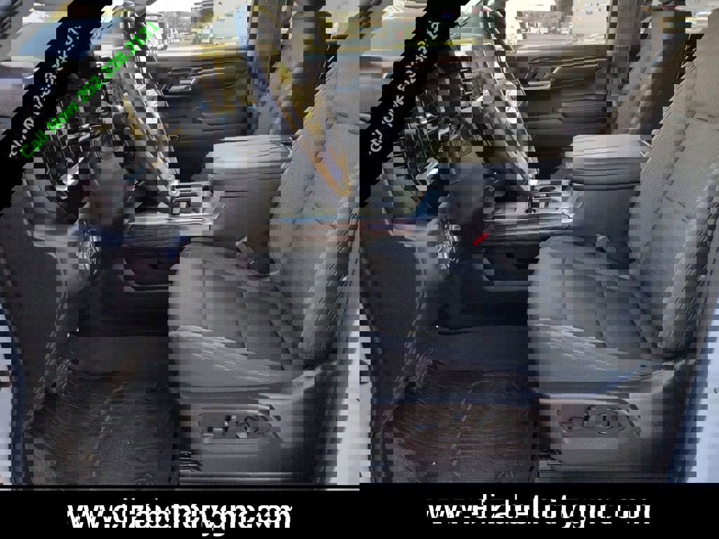 Used 2024 GMC Sierra 1500 Elevation image 10