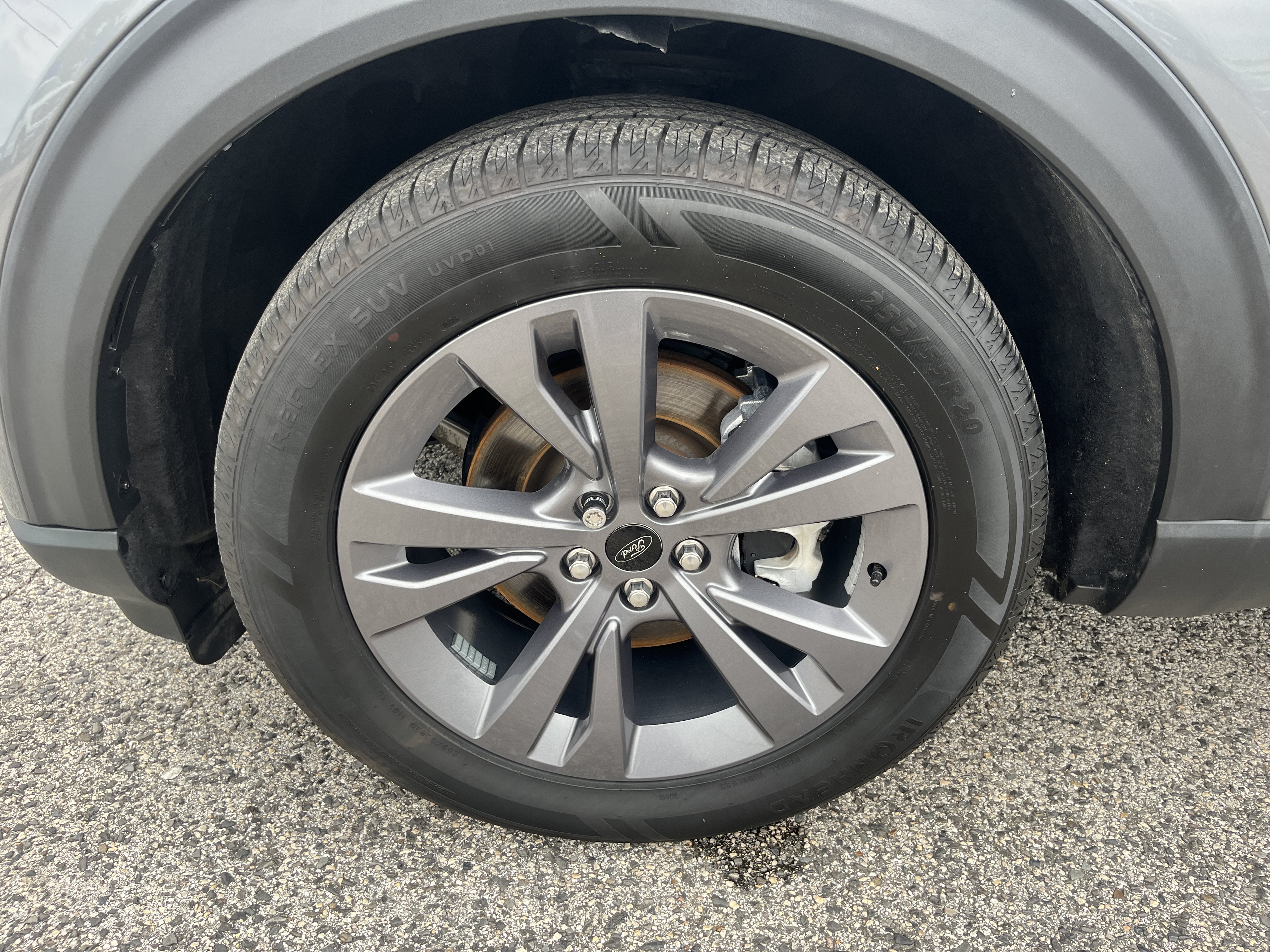 Used 2023 Ford Explorer XLT w/ Equipment Group 202A RWD image 9