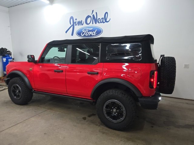 Used 2022 Ford Bronco Badlands image 17