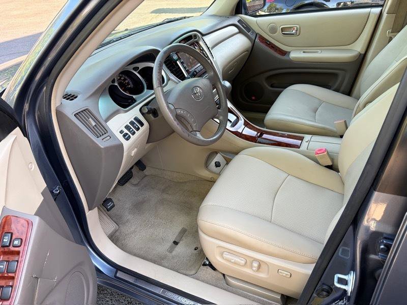 Used 2007 Toyota Highlander Limited FWD image 23
