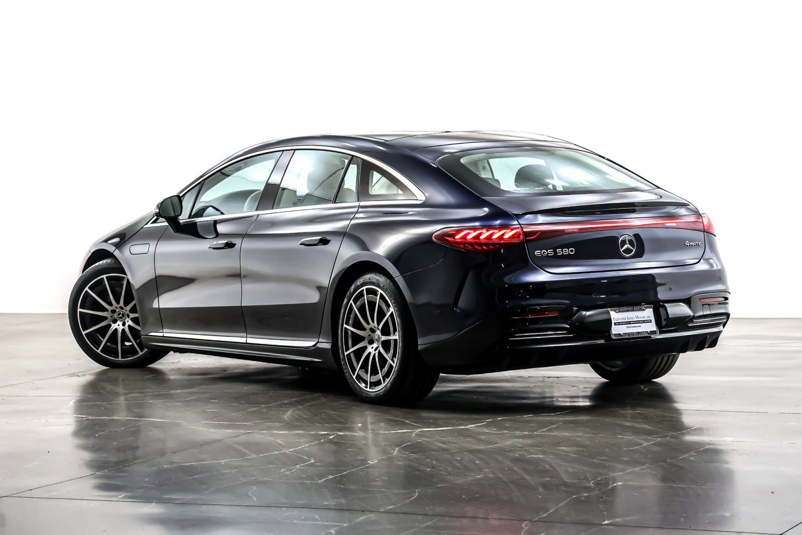 Used 2023 Mercedes-Benz EQS 580 4MATIC Sedan image 12