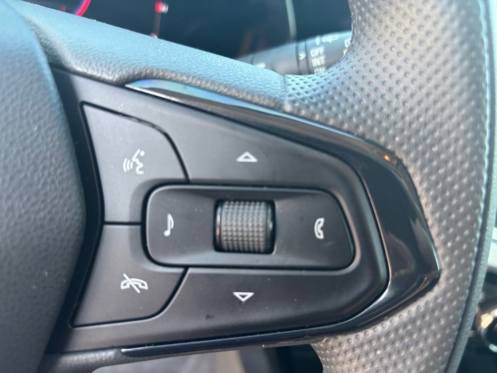 Used 2026 Chevrolet Trax LT FWD image 22