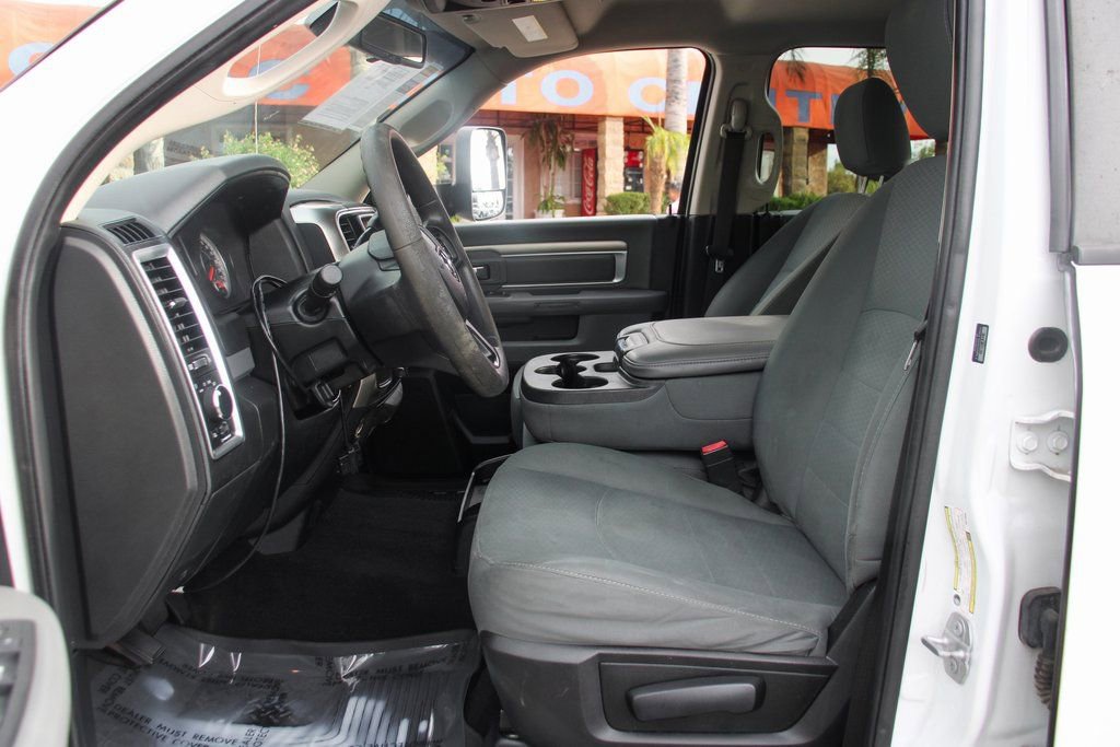 Used 2018 RAM 2500 SLT AWD/4WD image 16