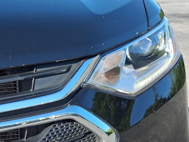 Used 2021 Chevrolet Traverse LS FWD image 11