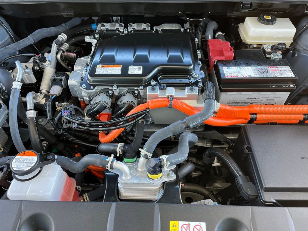 Certified 2025 Subaru Solterra Limited image 27