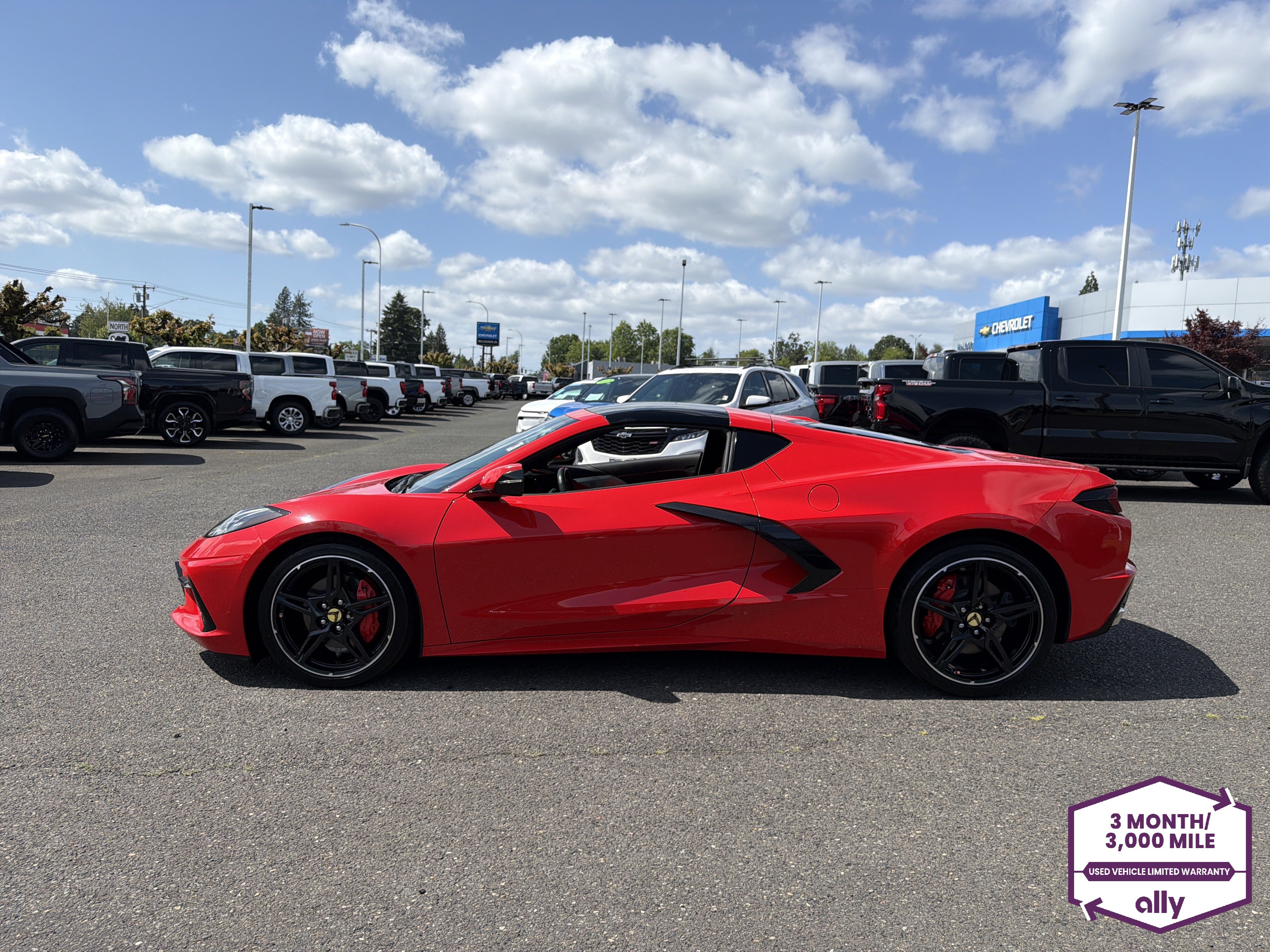 Used 2020 Chevrolet Corvette Stingray Preferred Cpe w/ 2LT Preferred Equipment Group RWD image 2