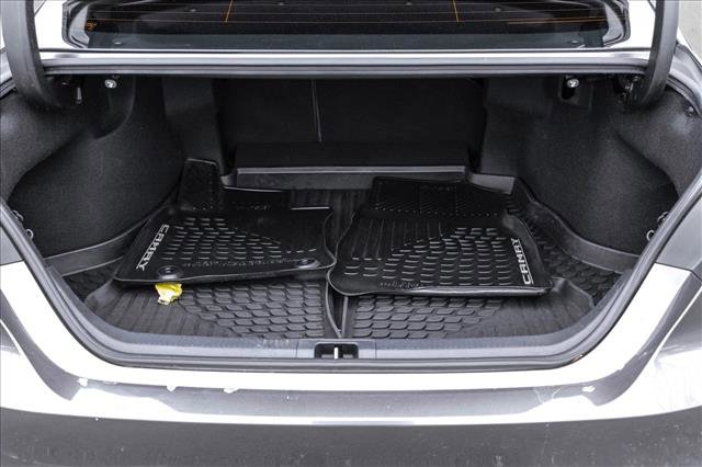 Used 2020 Toyota Camry XLE image 22