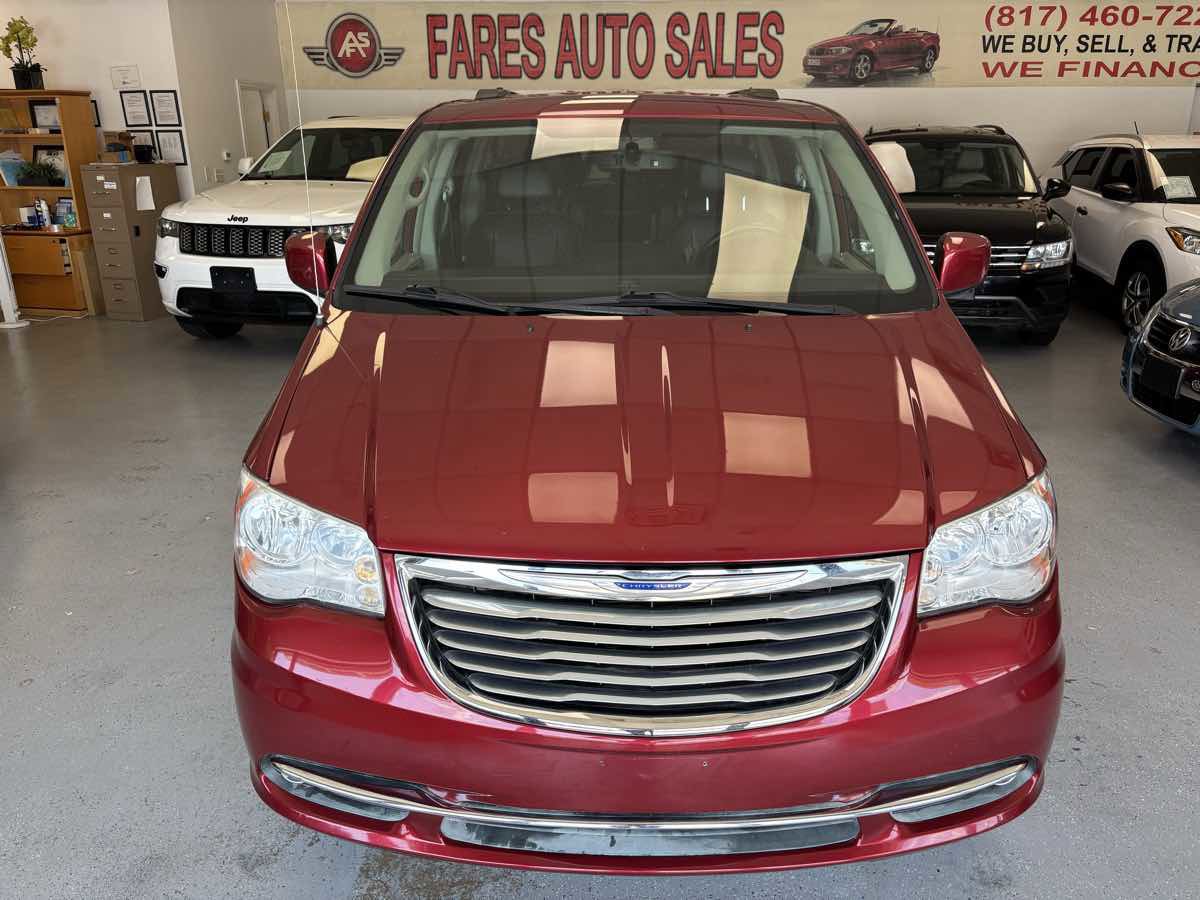 Used 2014 Chrysler Town & Country Touring