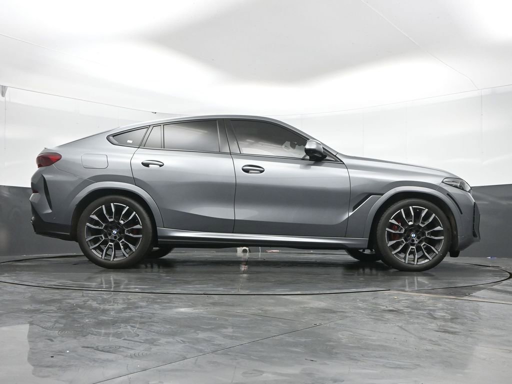 Used 2024 BMW X6 xDrive40i w/ Premium Package image 45