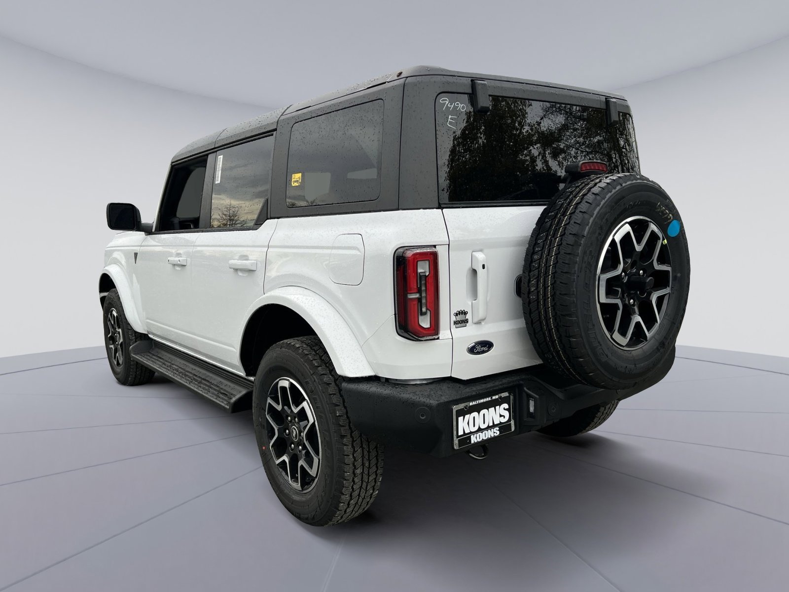 New 2025 Ford Bronco Outer Banks image 4