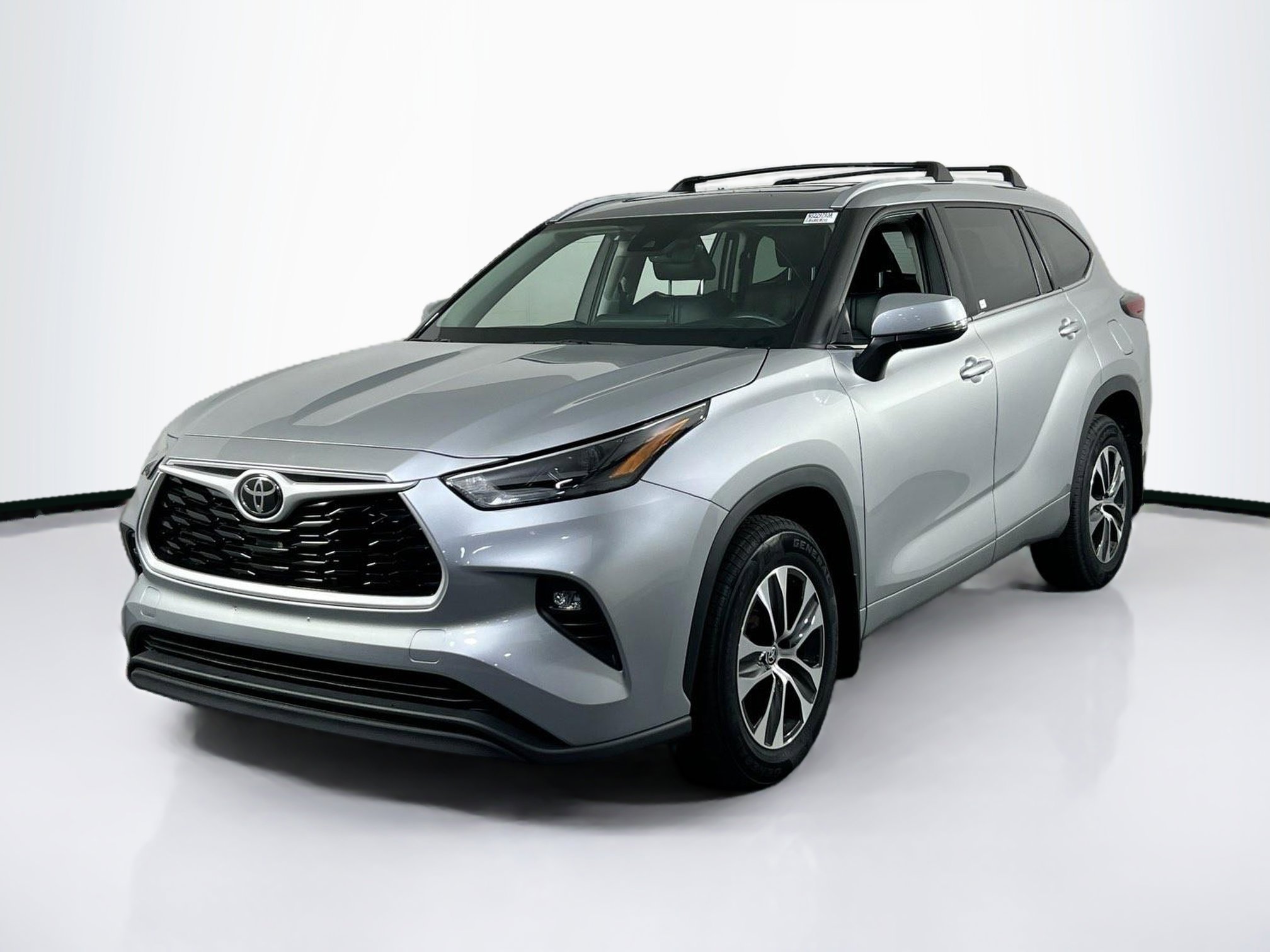 Used 2022 Toyota Highlander XLE