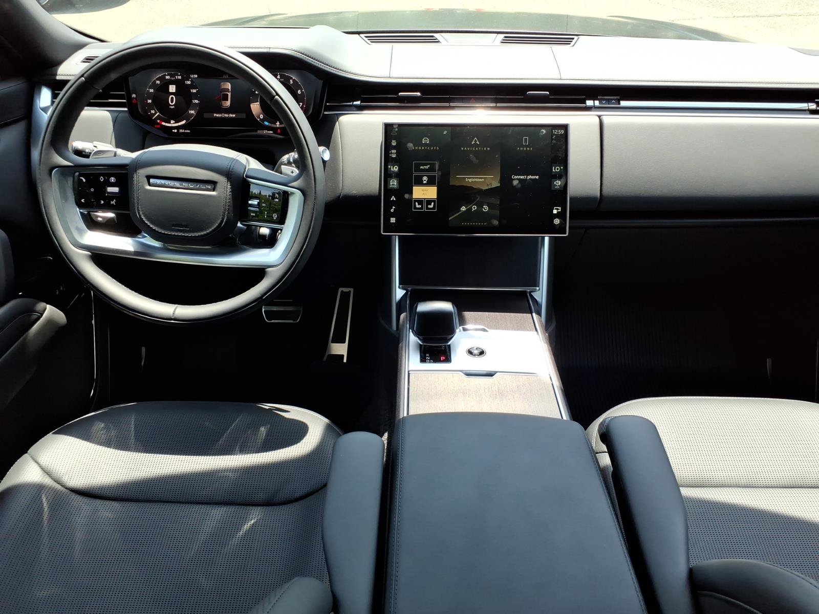 New 2026 Land Rover Range Rover SV AWD/4WD image 4