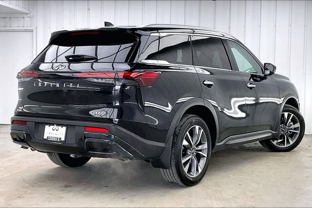 Certified 2025 INFINITI QX60 Luxe w/ Vision Package image 13