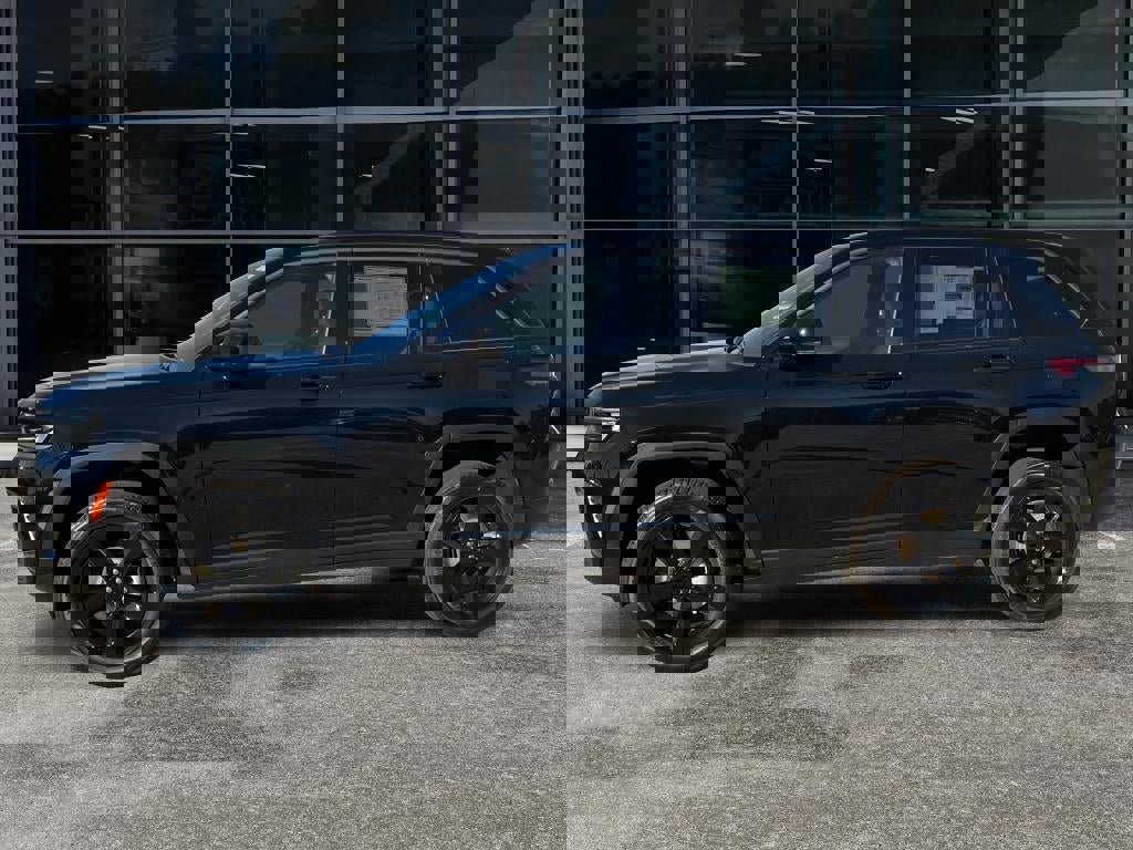 New 2026 Jeep Grand Cherokee Limited w/ Limited Altitude Package image 4