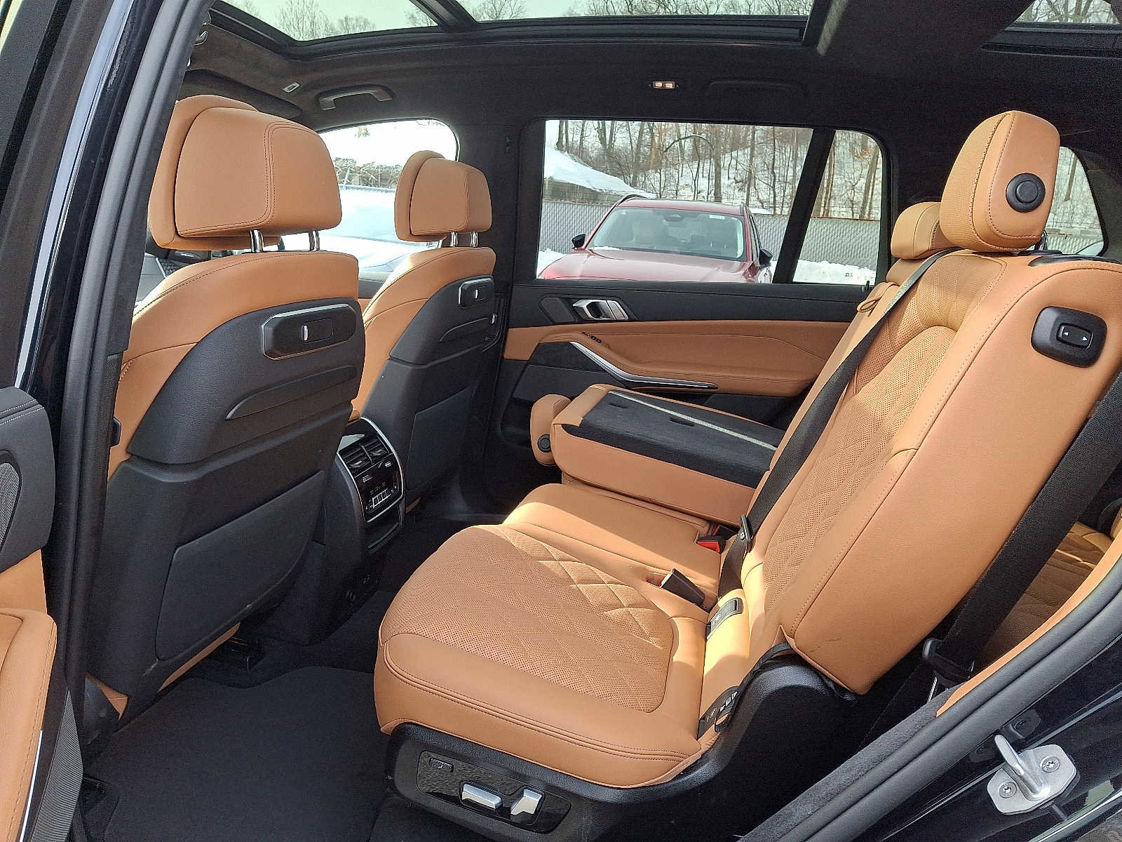 Used 2026 BMW X7 xDrive40i w/ M Sport Package image 10