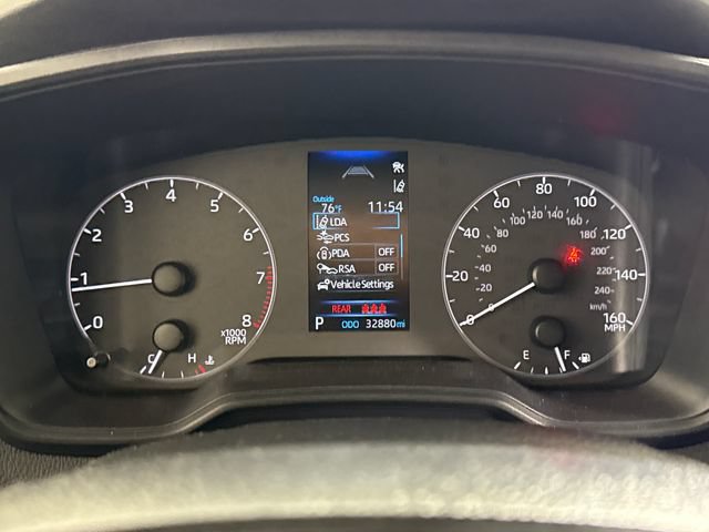 Certified 2025 Toyota Corolla LE FWD image 31