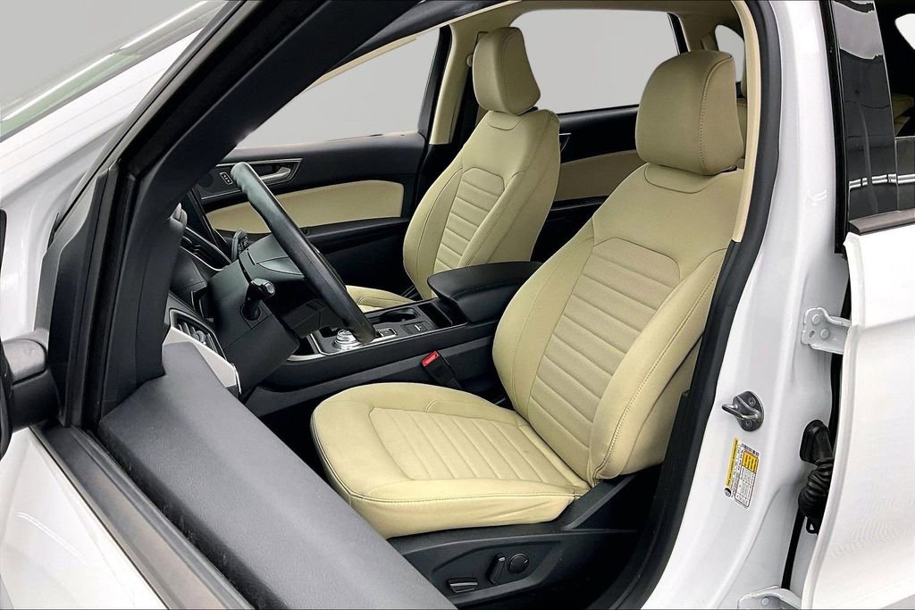 Certified 2022 Ford Edge SE w/ Cargo Accessory Package AWD/4WD image 25