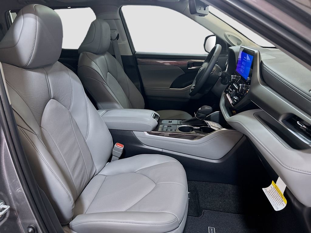 New 2026 Toyota Highlander Limited AWD/4WD image 27