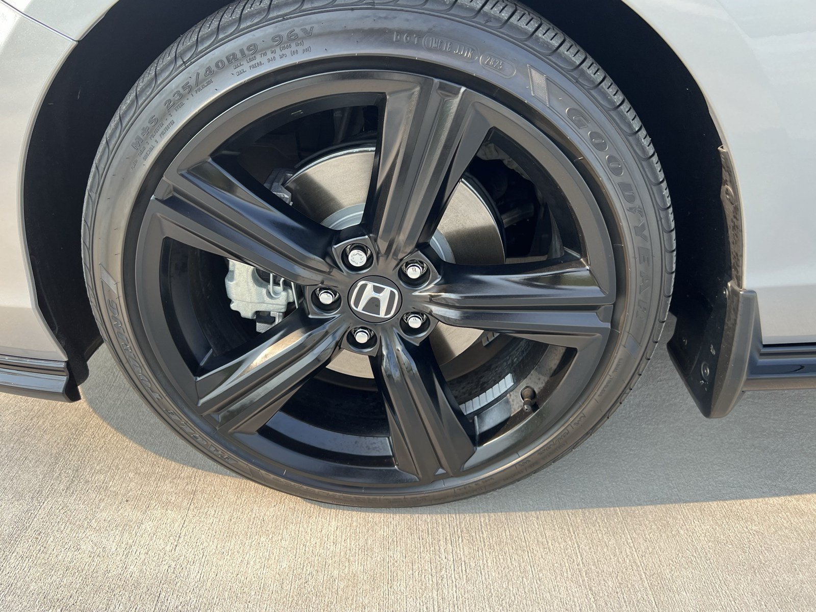 Used 2025 Honda Accord Sport image 13