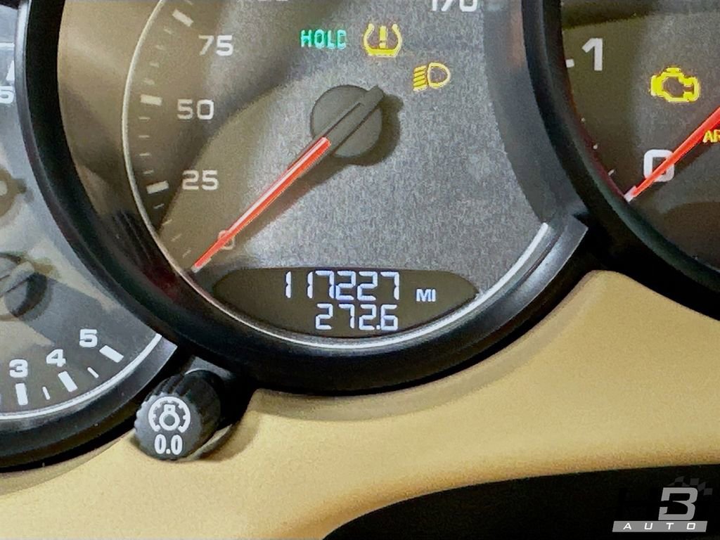 Used 2014 Porsche Cayenne image 11