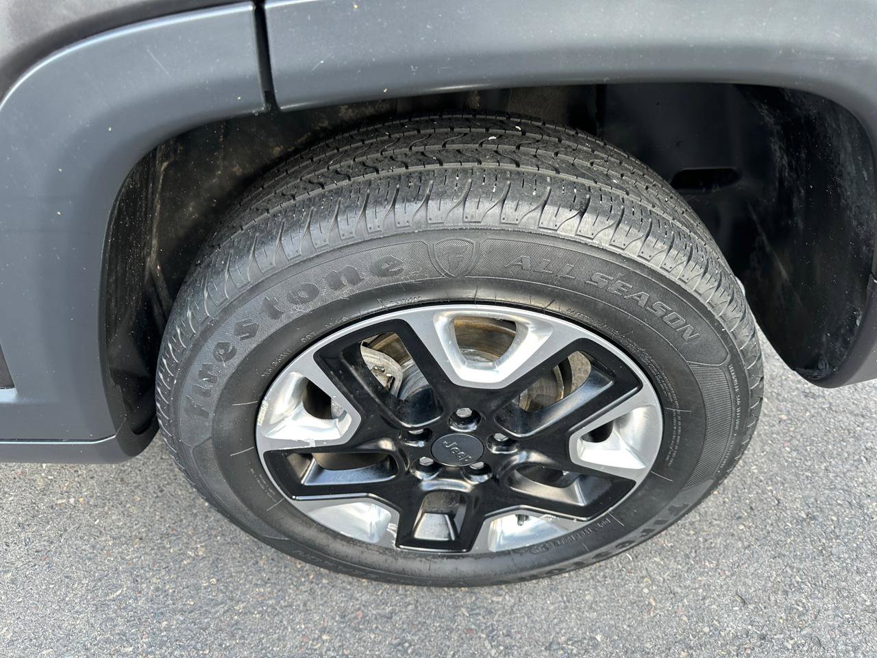 Used 2018 Jeep Compass Trailhawk AWD/4WD image 26