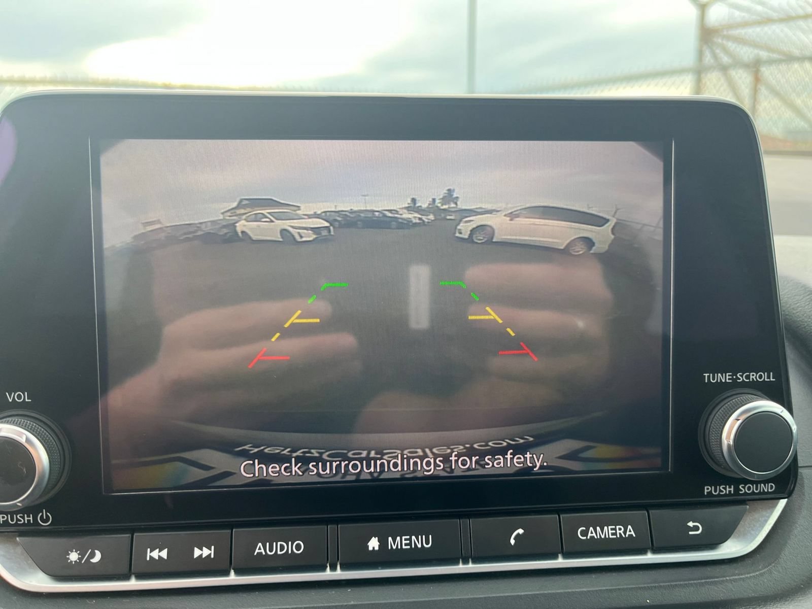 Used 2023 Nissan Rogue S FWD image 19