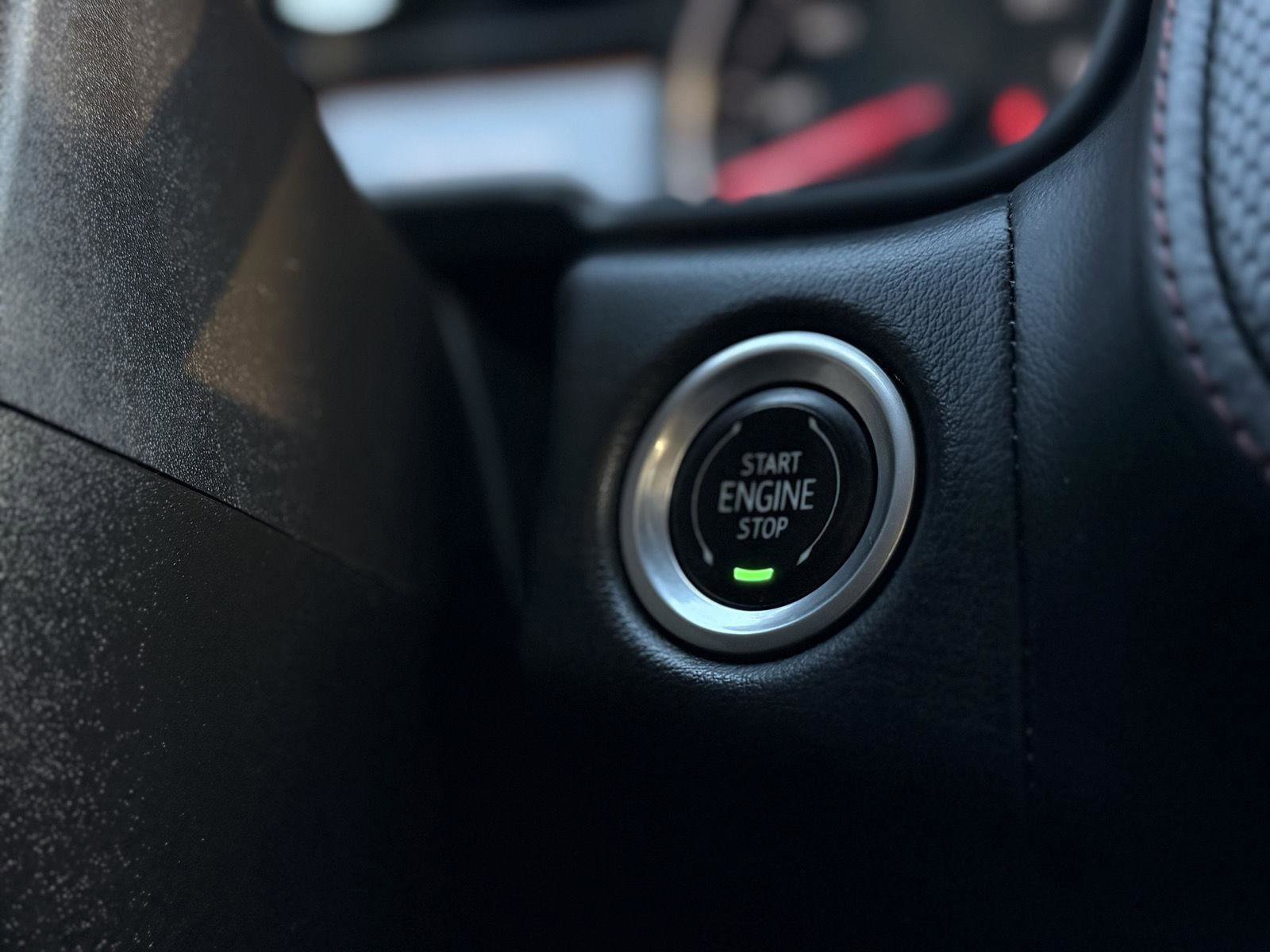 Used 2021 Chevrolet Suburban RST w/ Luxury Package image 20